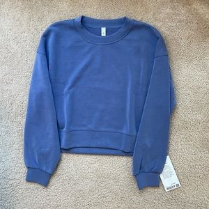 Lulu Perfectly Oversized Crop Crew